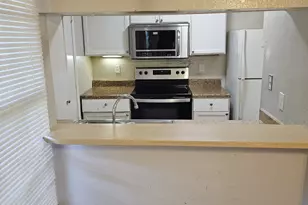 1732 Crestpoint Dr, Arlington, TX 76012 - Photo 3