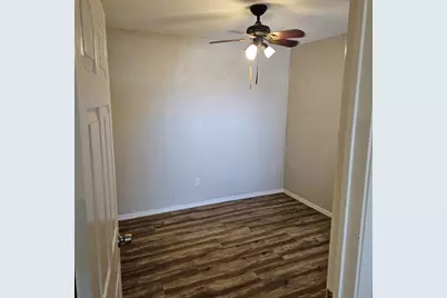 1732 Crest Point Drive, Arlington, TX 76012 - Photo 5