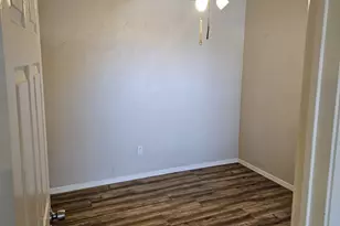 1732 Crestpoint Dr, Arlington, TX 76012 - Photo 5