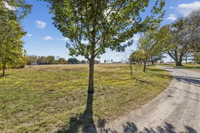 725 Stinson Road, Lucas, TX 75002 - Photo 9