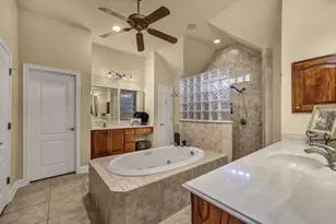 2102 Clear Creek Dr, Weatherford, TX 76087 - Photo 19