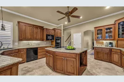 2102 Clear Creek Drive, Weatherford, TX 76087 - Photo 9