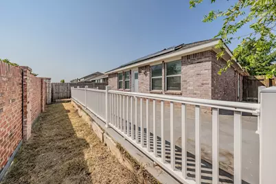 8932 Sunny Hollow Drive, Fort Worth, TX 76179 - Photo 19