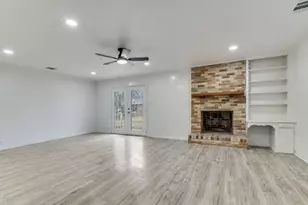 4110 Skyline Dr, Rowlett, TX 75088 - Photo 3