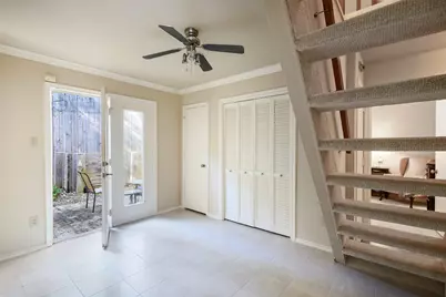 9115 Valley Chapel Lane, Dallas, TX 75220 - Photo 15