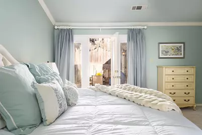 9115 Valley Chapel Lane, Dallas, TX 75220 - Photo 17