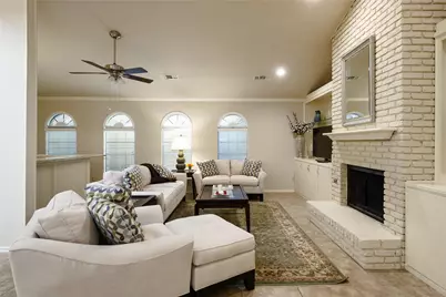 9115 Valley Chapel Lane, Dallas, TX 75220 - Photo 11