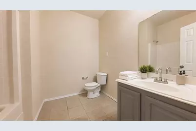 1513 Creek Springs Drive, Allen, TX 75002 - Photo 5