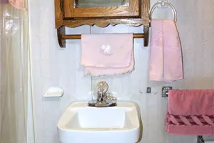 308 W Live Oak St, Dublin, TX 76446 - Photo 9