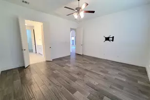 8629 White River Trl, McKinney, TX 75071 - Photo 5