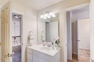 9823 Carriage Hill Ln, Frisco, TX 75035 - Photo 19