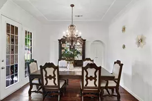 9823 Carriage Hill Ln, Frisco, TX 75035 - Photo 11