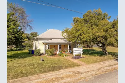 201 N 3rd Street, Krum, TX 76249 - Photo 29