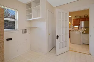 201 N 3rd St, Krum, TX 76249 - Photo 23