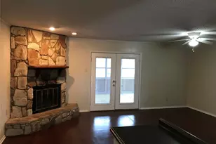 901 Malibu Dr, Garland, TX 75043 - Photo 3