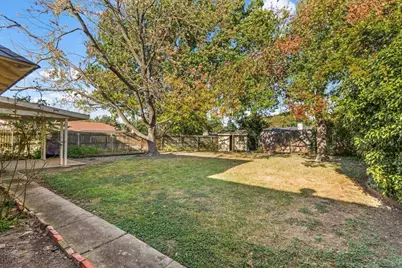 6112 Waco Way, Fort Worth, TX 76133 - Photo 31