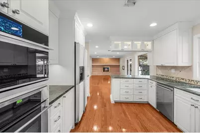 6112 Waco Way, Fort Worth, TX 76133 - Photo 17