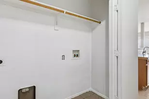 10713 Many Oaks Dr, Fort Worth, TX 76140 - Photo 9