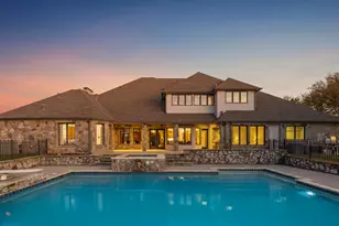 362 Woodland Hills Dr, Sherman, TX 75092 - Photo 3