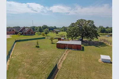695 County Road 36120 Road, Honey Grove, TX 75446 - Photo 39