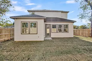 715 E Jefferson St, Waxahachie, TX 75165 - Photo 33