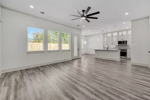 715 E Jefferson St, Waxahachie, TX 75165 - Photo 9