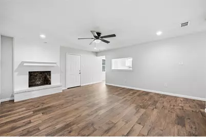 5608 Twin Oaks Drive, Haltom City, TX 76148 - Photo 9