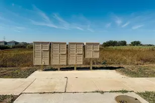 732 Blackland dr, Venus, TX 76084 - Photo 33