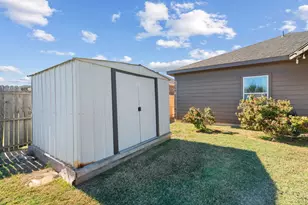 8304 W White Hart Dr, Fort Worth, TX 76179 - Photo 33