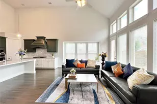 8765 Majors Cir, McKinney, TX 75070 - Photo 9