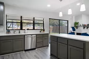 3521 18th St, Plano, TX 75074 - Photo 13