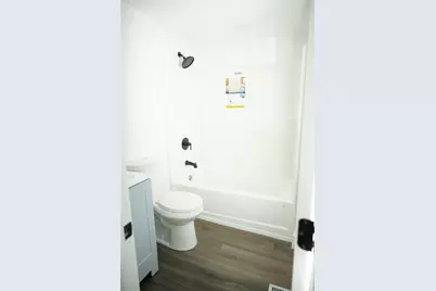 309 E Cheek Street, Saint Jo, TX 76265 - Photo 21