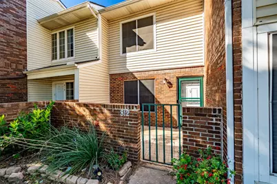 812 Creekside Drive, Lewisville, TX 75067 - Photo 3