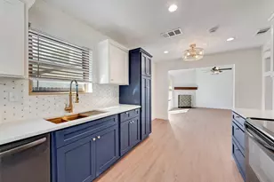 4849 Thistledown Dr, Fort Worth, TX 76137 - Photo 3