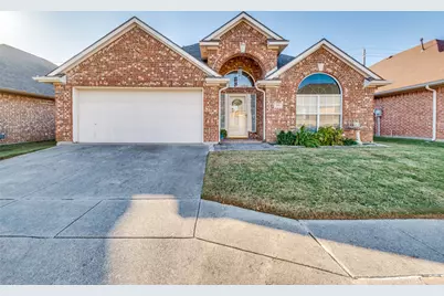 2620 Britany Circle, Bedford, TX 76022 - Photo 1