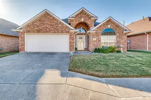 2620 Britany Cir, Bedford, TX 76022 - Photo 1