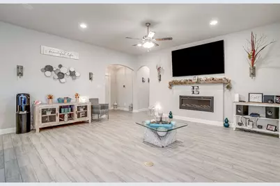 940 Sam Street, Springtown, TX 76082 - Photo 9