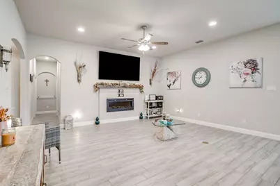 940 Sam Street, Springtown, TX 76082 - Photo 7