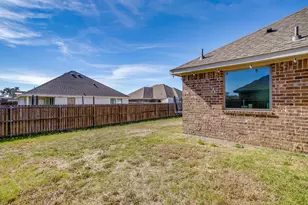940 Sam St, Springtown, TX 76082 - Photo 39