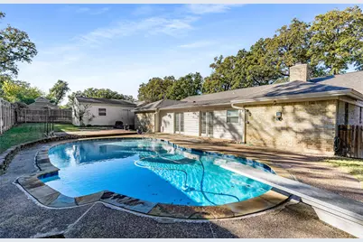 203 Walnut Way, Euless, TX 76039 - Photo 31
