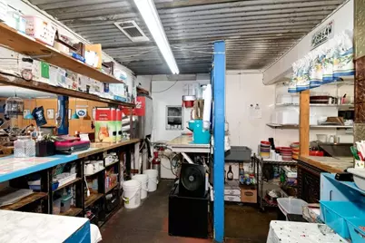 124 W North Commerce Street, Wills Point, TX 75169 - Photo 9