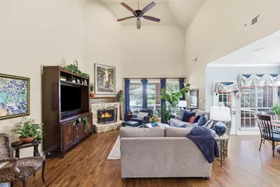 9910 Broadmoor Lane, Rowlett, TX 75089 - Photo 9