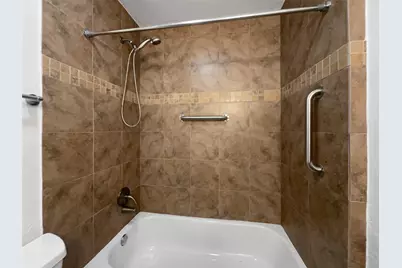 806 SE 4th Street, Grand Prairie, TX 75051 - Photo 11