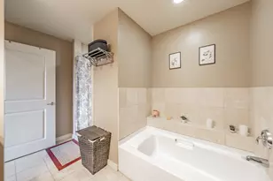 1200 Main St, Dallas, TX 75202 - Photo 21