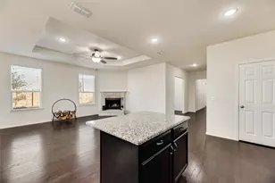 1925 Trace Dr, Aubrey, TX 76227 - Photo 5