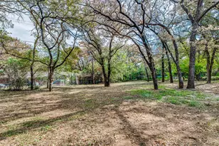 1236 King Dr, Bedford, TX 76022 - Photo 23