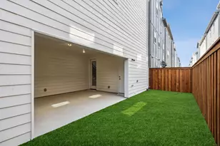 2644 Carmelita St, Dallas, TX 75212 - Photo 15