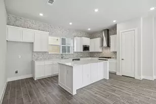 2644 Carmelita St, Dallas, TX 75212 - Photo 3