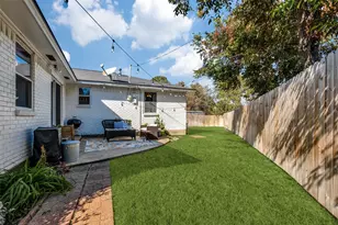 2410 St Francis Ave, Dallas, TX 75228 - Photo 23