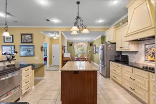 5270 Saddle Ridge Ct, Athens, TX 75752 - Photo 13